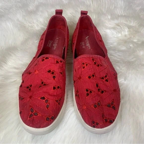 Koolaburra by UGG Red Floral Amiah Sneaker - Picture 3 of 8